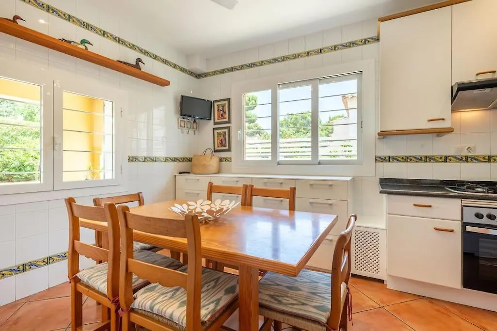Villa Farrutxet En Alcanada Alcudia  Spain